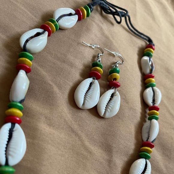 Handmade Genuine Cowrie Puka Shell Jamaican Rasta Necklace & Earrings Set - Picture 2 of 4